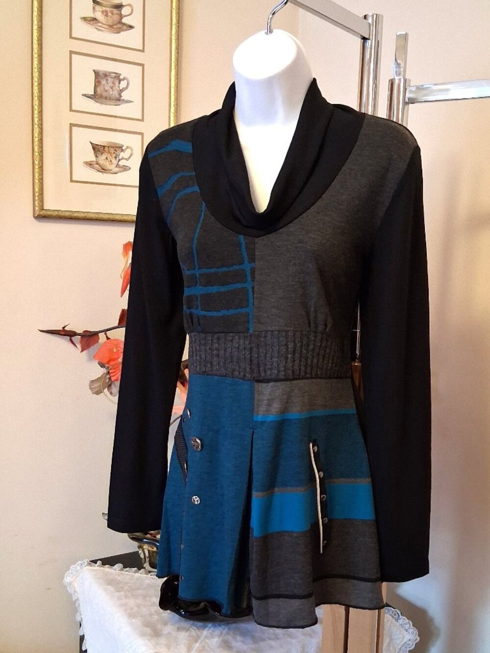 NWT Dolcezza Women's Black Gray Teal Blue Patchwork Blouse Long Sleeve Top 6 S